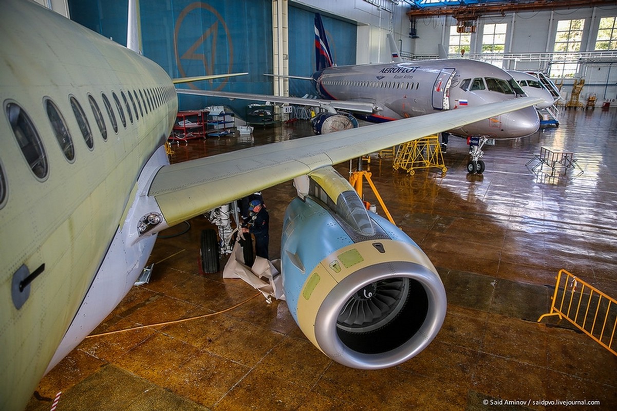 Dot nhap lo san xuat may Sukhoi Superjet o Nga-Hinh-6